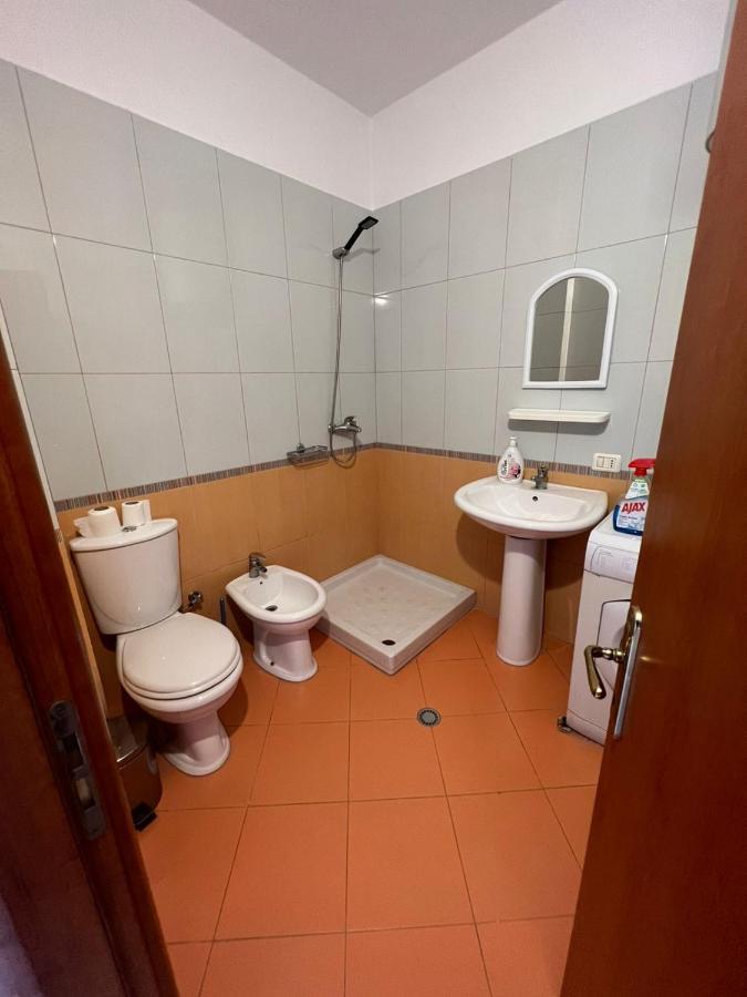 Blue Sky Apartaments Durrës Eksteriør billede