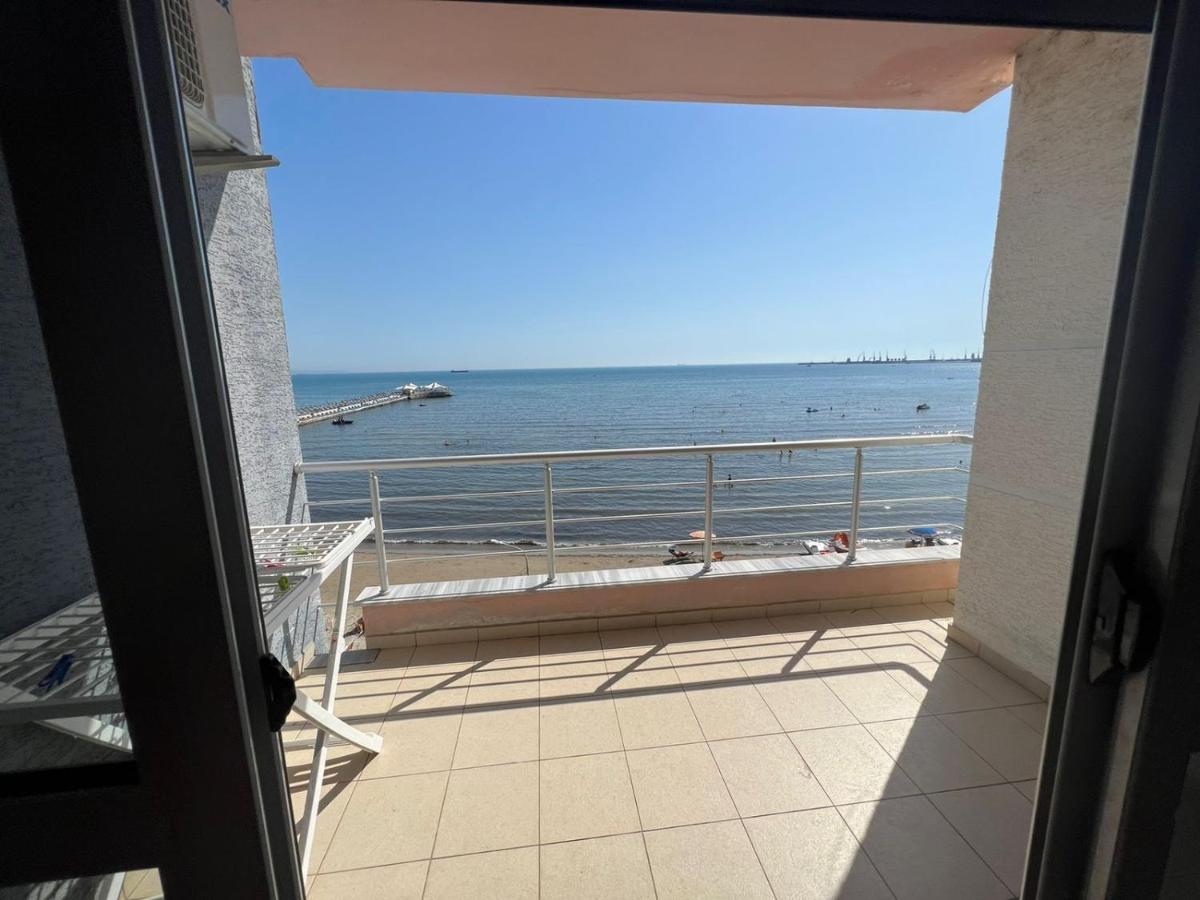 Blue Sky Apartaments Durrës Eksteriør billede