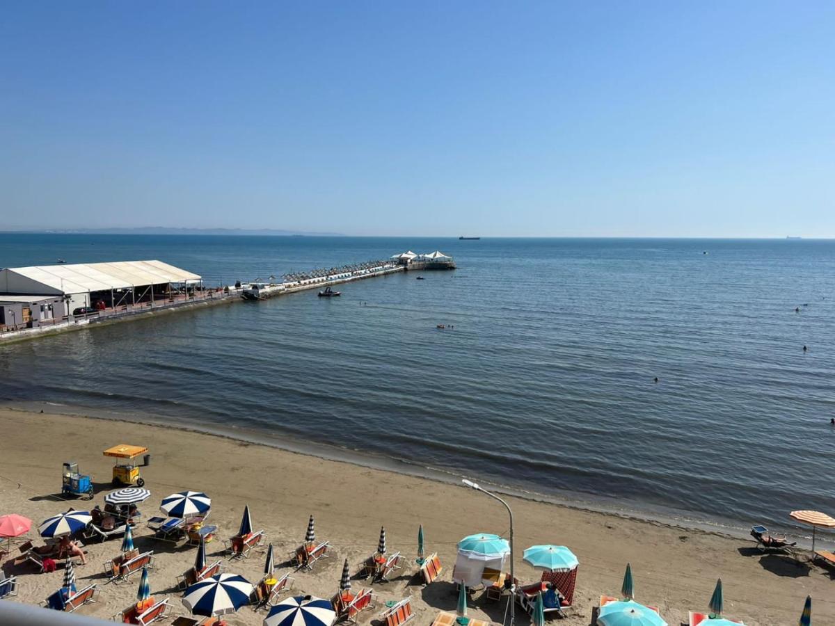 Blue Sky Apartaments Durrës Eksteriør billede